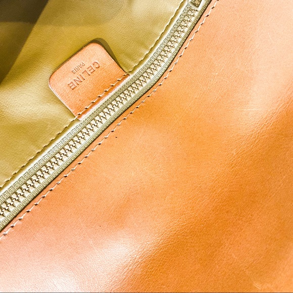 CELINE PARIS - Monogram Leather Crossbody Bag- Vintage Luxury - Authentic - Picture 11 of 16